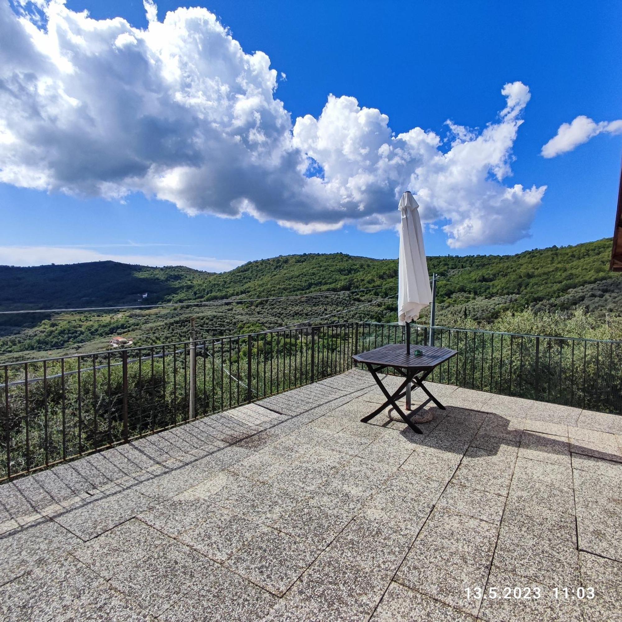 Villa Berio Due - Tuija Villa Viani Buitenkant foto